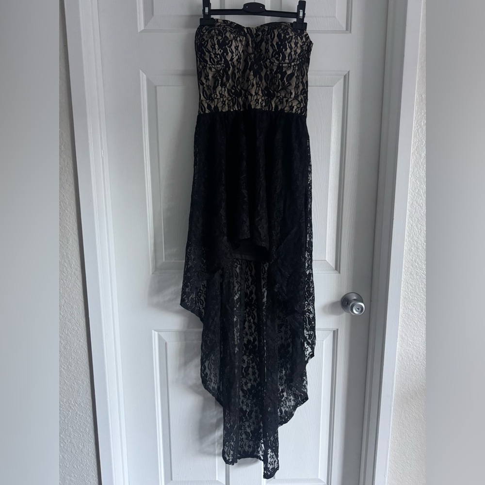 Windsor Black and Gold Lace Dress